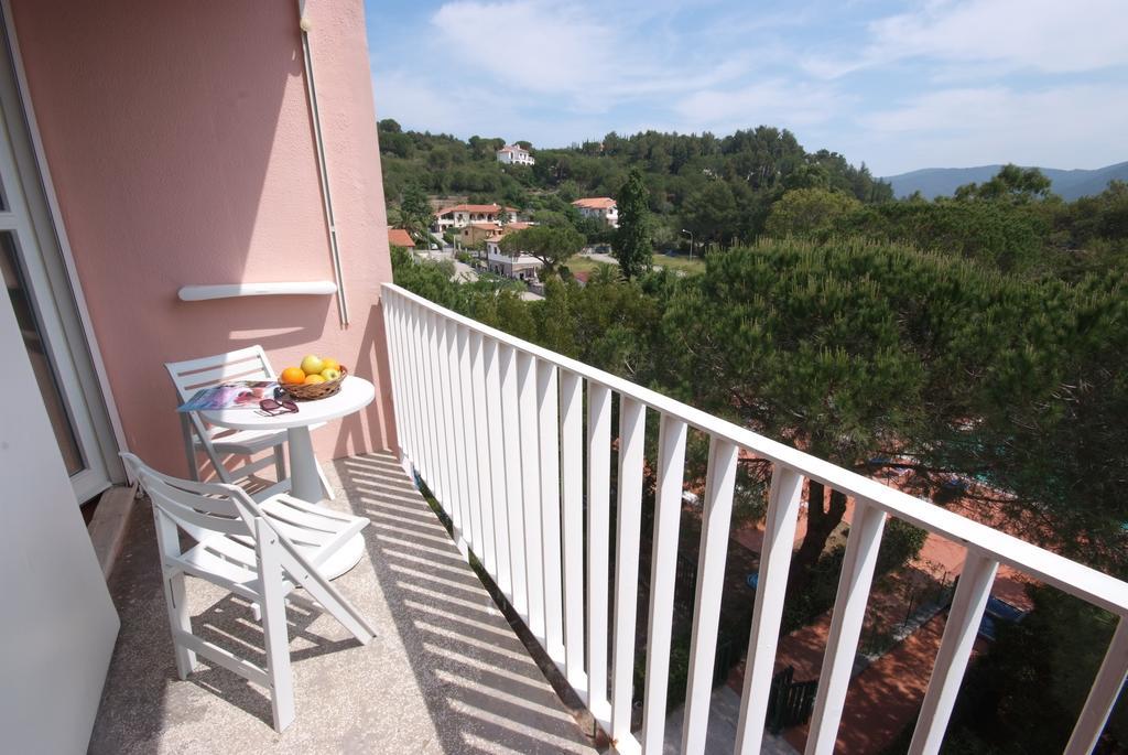 Residence Elite Marina di Campo Buitenkant foto