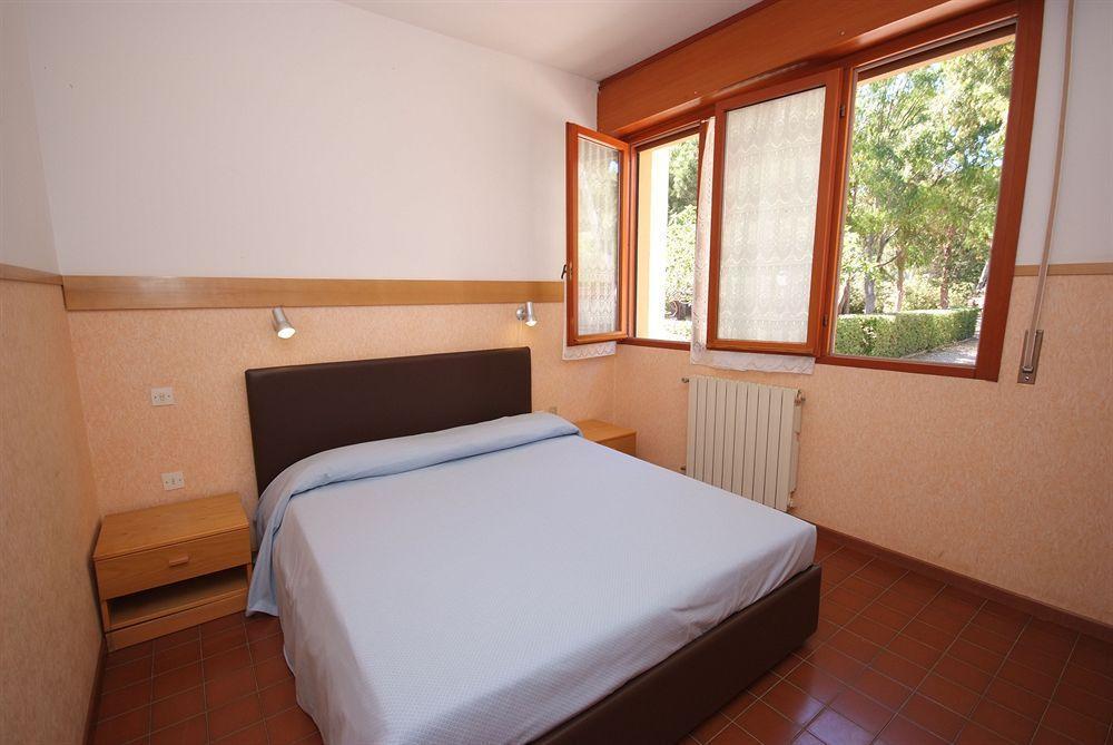 Residence Elite Marina di Campo Buitenkant foto