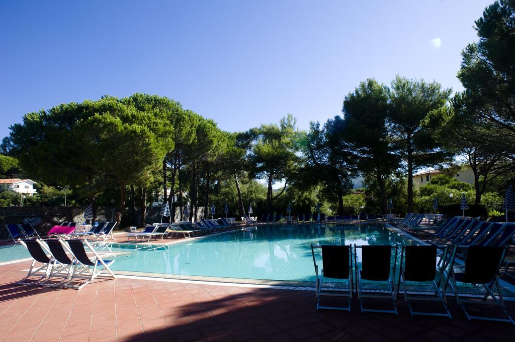Residence Elite Marina di Campo Buitenkant foto