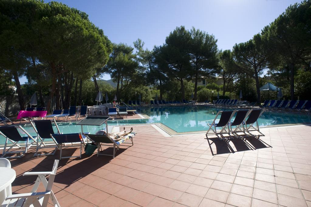 Residence Elite Marina di Campo Buitenkant foto